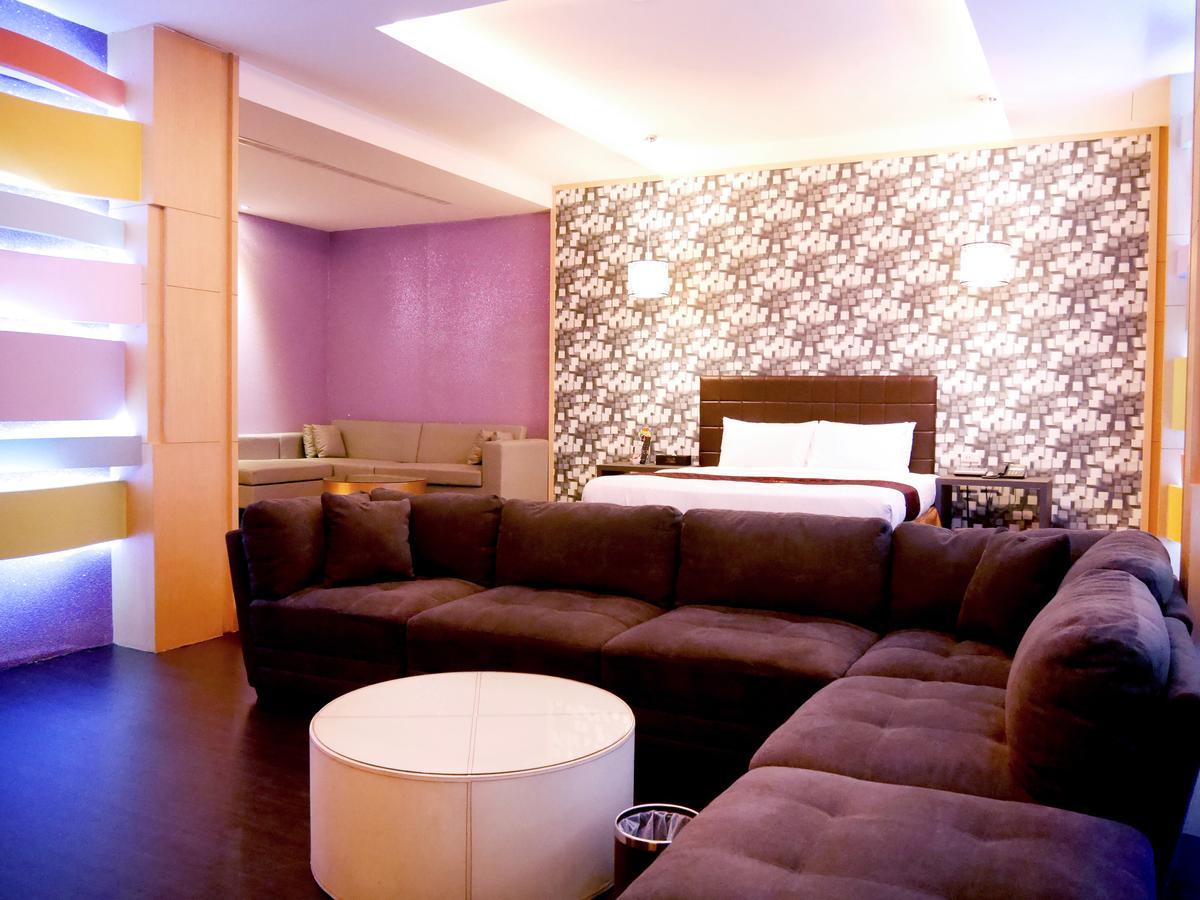 Moonshy Boutique Motel Taichung Exterior photo