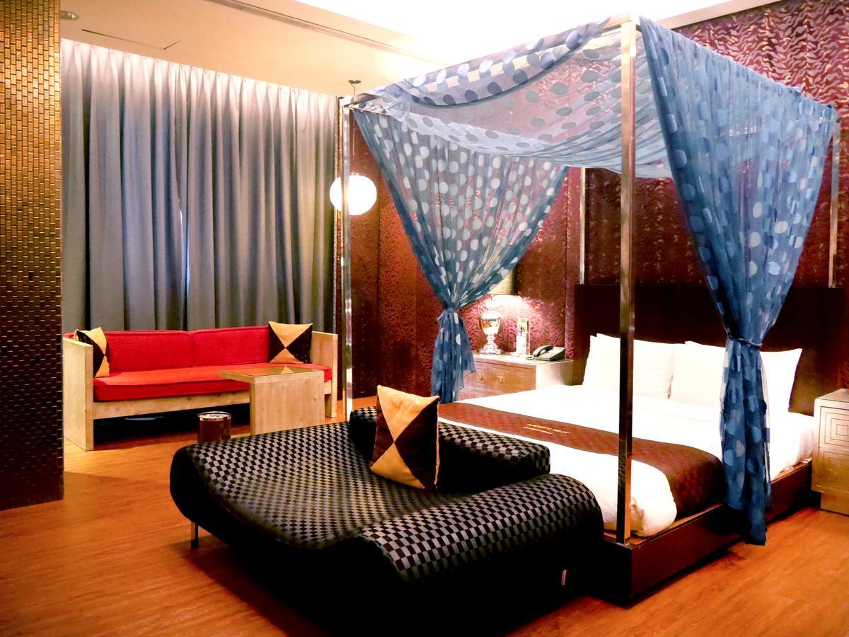 Moonshy Boutique Motel Taichung Exterior photo