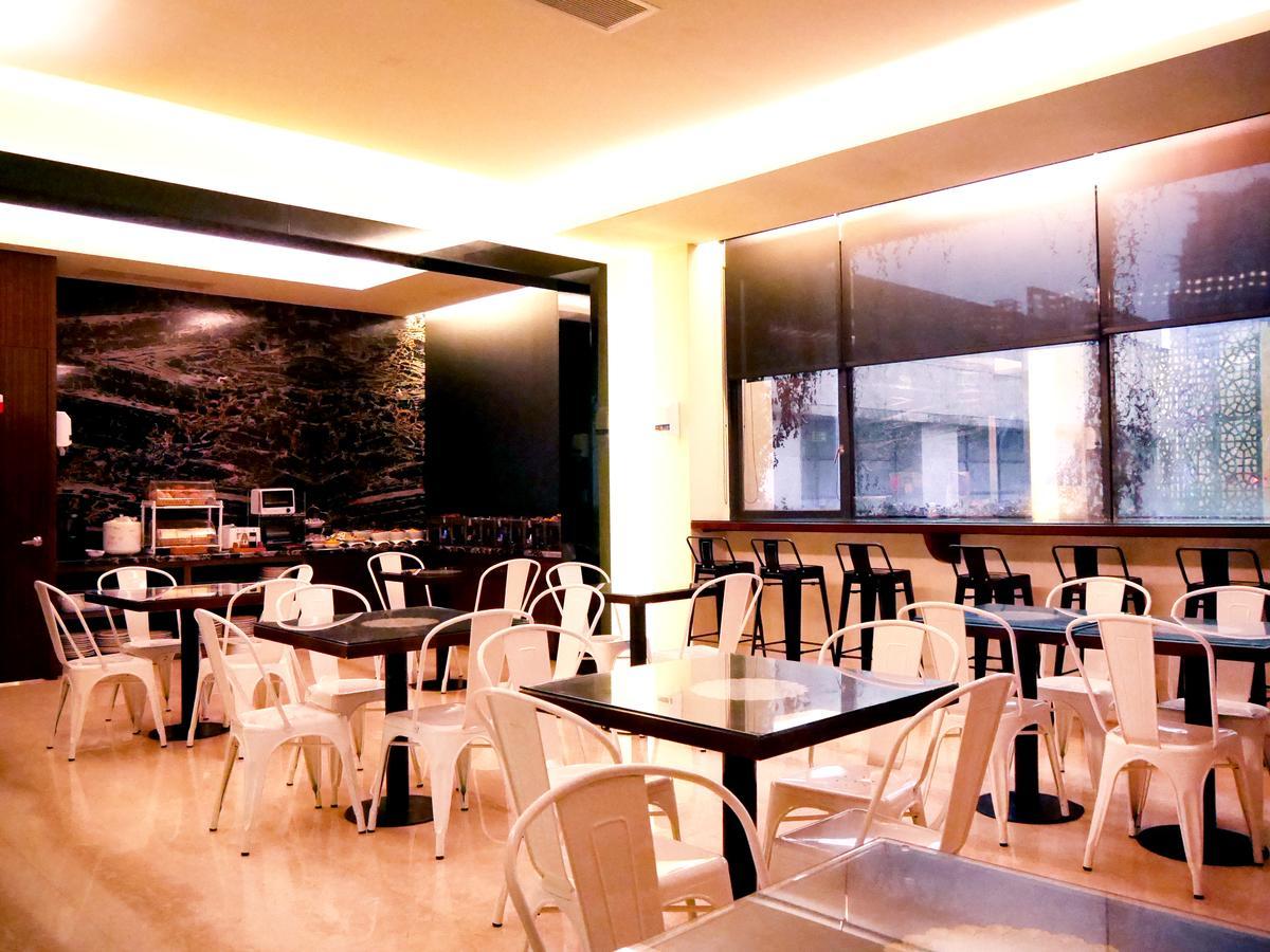Moonshy Boutique Motel Taichung Exterior photo