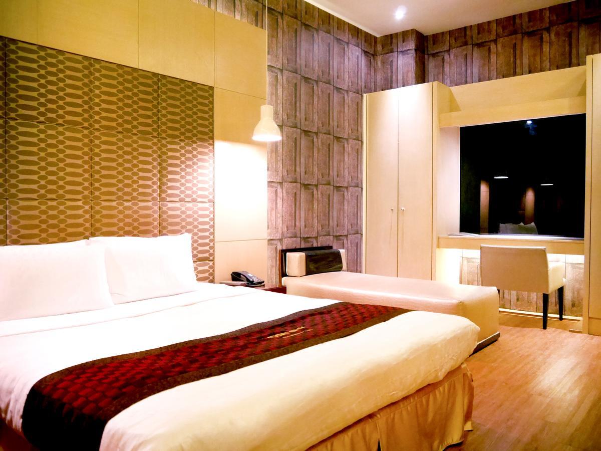 Moonshy Boutique Motel Taichung Exterior photo