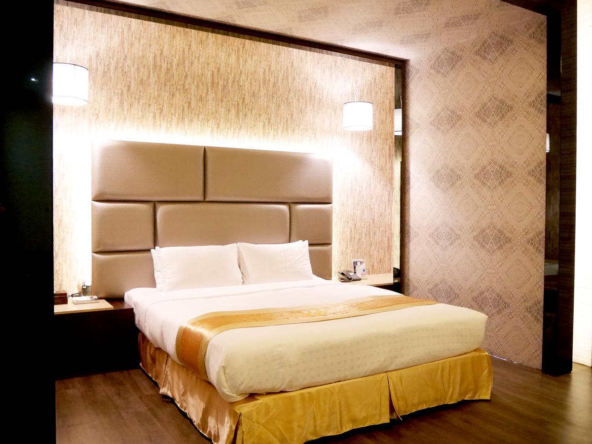 Moonshy Boutique Motel Taichung Exterior photo