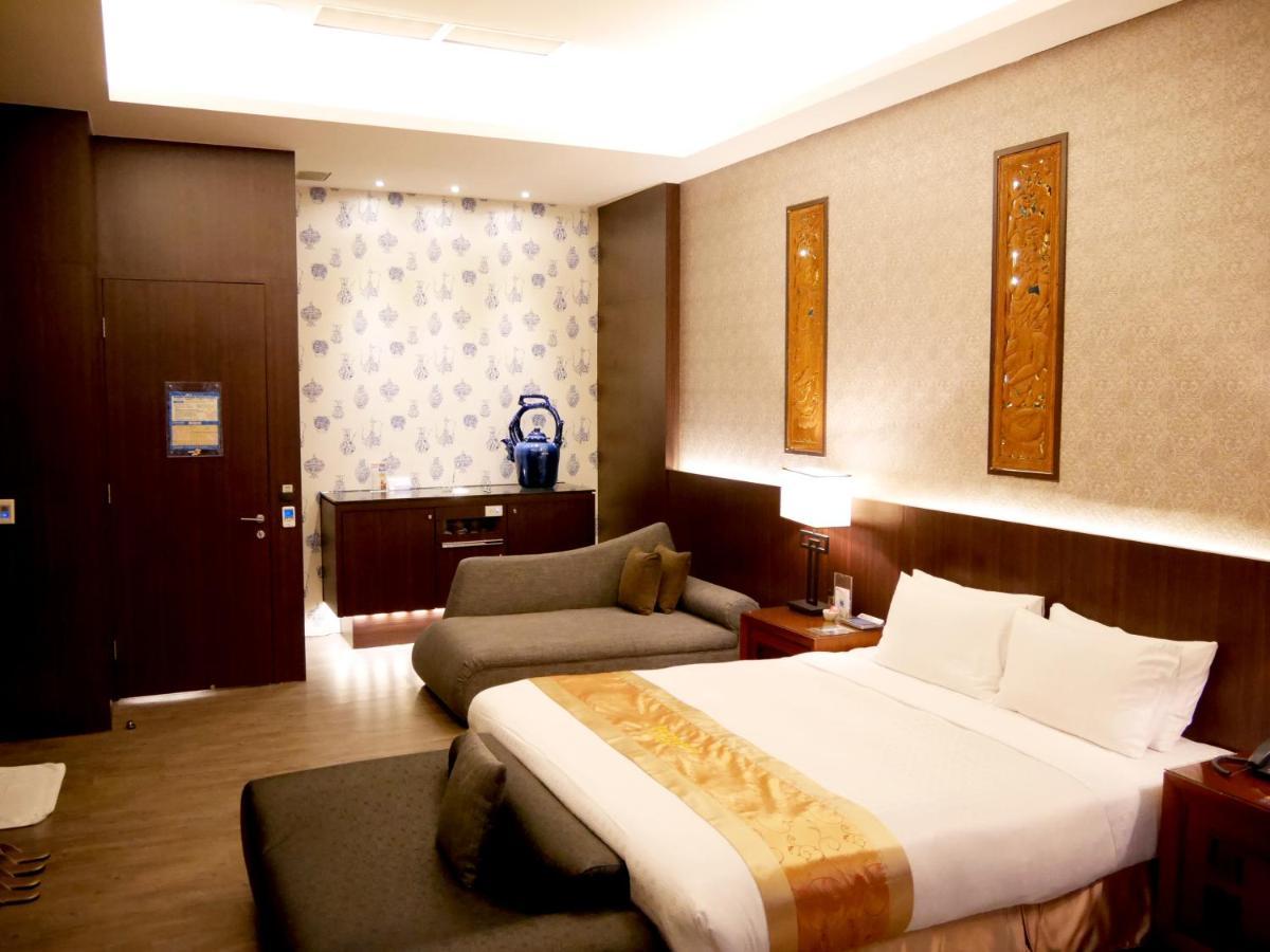 Moonshy Boutique Motel Taichung Exterior photo