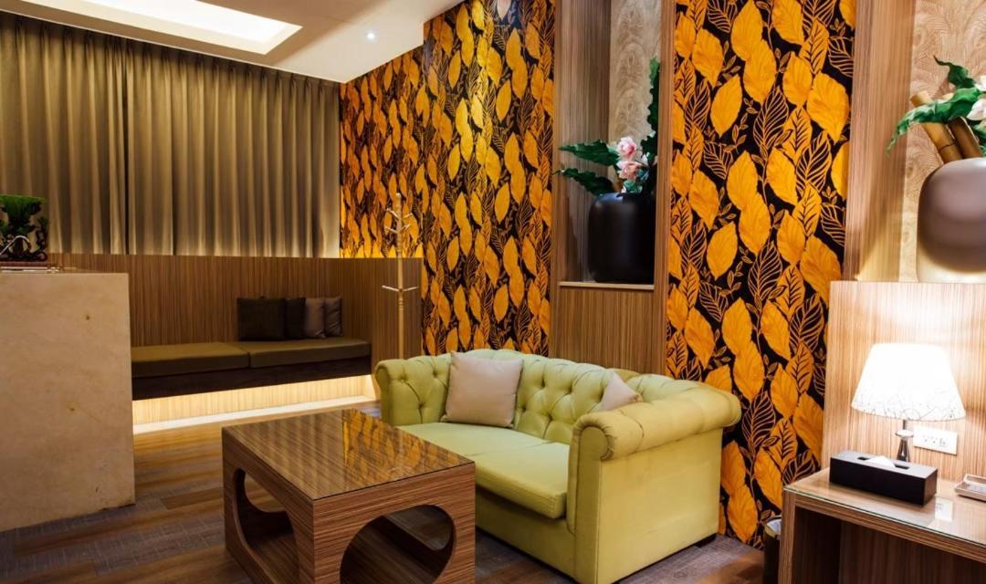 Moonshy Boutique Motel Taichung Exterior photo