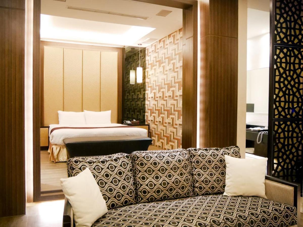 Moonshy Boutique Motel Taichung Exterior photo